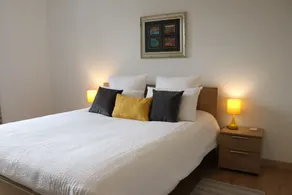 Holiday home in the heart of the Village for 10 adults and 4 children max. - Image 5
