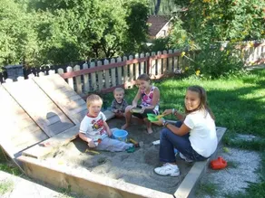 Voll ausgestattete Ferienwohnung mit Garten und Terrasse - Image 2