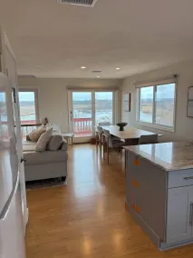 Condo with waterviews and walking distance to beach. - Image 5