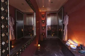 Magnificent traditional Riad in one of the most beautiful area of the Medina - Image 3
