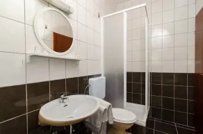Guesthouse Moretic - Two-Bedroom Suite with Balcony and Sea View - Image 2