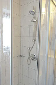 Vacation apartment Murmeltier 49 sqm, separate bedroom and south-west facing terrace - Image 3