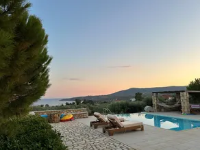 ONIROZO KORONI PRIVATE LUXUS VILLA - Image 4