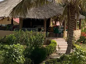 Hotel & Campement du Lac Rose - Image 2