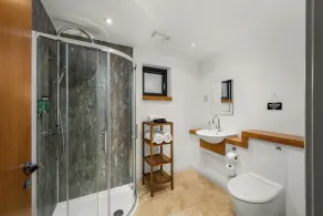 Relax in style admiring beautiful countryside in the Birthplace of Scotland - Image 3