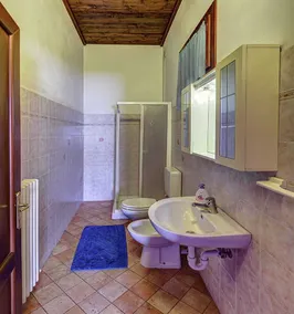 Apartment in Pontecchio With Pool & Tennis - Image 3