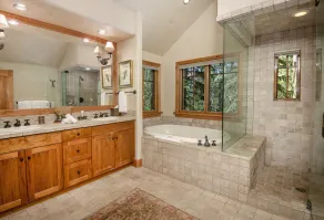 Bachelor Gulch Luxury Home! Ski-In and Out w/ private hot tub!! - Image 4