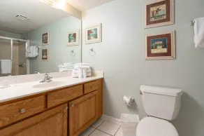 Nuits gratuites + tarifs avantageux = vacances à la plage! 2BR @ Phoenix East II - Image 4