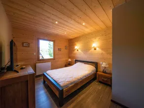 Chalet familial confortable avec spa, proche Gérardmer et station de ski, idéal été et hiver. - Image 2