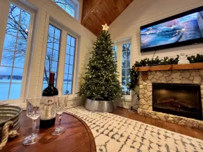 Cozy Buffalo Lake Cottage near Wisconsin Dells - Dock, fire pit, kayaks, fishing - Image 2