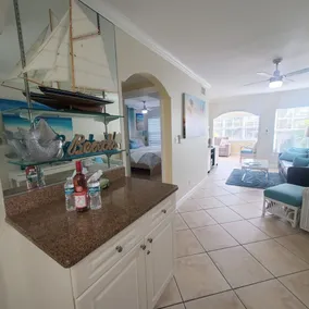 PLAGE & PISCINE! MAISON DE VACANCES DE LUXE EN FLORIDE! NOUVEAUX MEUBLES, LIT KING & 2 QUEEN. - Image 2