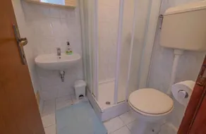Holiday apartment with sea view and air conditioning - Image 3
