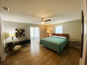 Spacious Modern Lake Retreat w/ Deck! Only a short Walk to Swimming and Fishing! - Image 4