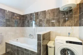 Apartment 1816/21517 (Istria - Barban), 8000m from the beach - Image 4