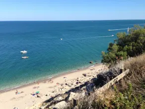 Casa de vila com jardim no meio da região vinícola do sul da França, a 30 minutos do mar - Image 5