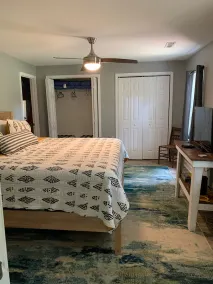 Cozy Cottage near the Dan River  - Image 3