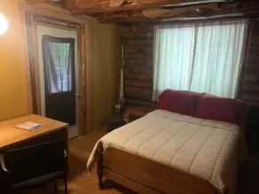 Secluded Authentic Log House w/valley view! - Image 5