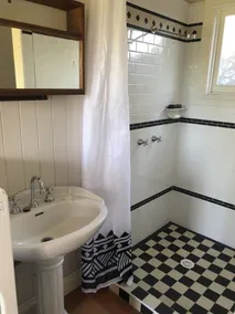 Country Lane Cottage - Image 3