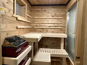 On the Trail-Cedar Sauna & Close to Waterfalls/Trails/Lakes-Spring Getaway Value - Image 2