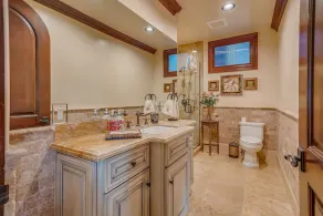 Beach Front Executive Home - Image 4