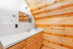 11 Acre Wood - Cabin getaway - fishing & swimming pond - hot tub - Image 5