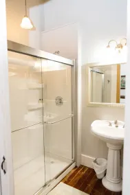 1880's Cozy Cottage, close to Historical Downtown. Sleeps up to 6 3B3B-pets OK - Image 2