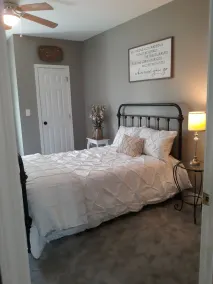 Lovely 2 BEDROOM Historic loft close to Gatlinburg, Seiverville & Pigeon Forge - Image 3