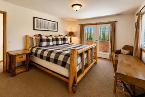 Just Plain Getaway 3 Bedroom Home by NW Comfy Cabins by RedAwning - Image 2