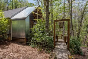 Sweetwater Cottage - Private Cottage Tucked in the Woods - WJ & Boone - River Access - Image 3