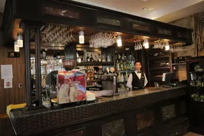UB City Hotel - Image 3