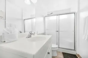 Large 2BR Mission Beach Vacation Gem. Great location, AC, Beach Gear, Parking - Image 3
