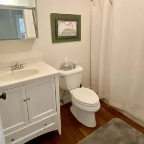 5 + Bdrm Home Minutes to Downtown Burlington and UVM Campus - Image 3