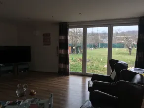 Cozy Villa House with BEAUTIFUL Big Garden - Image 2