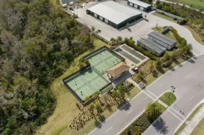 Golf, Pools, Shops in highly Desired Lakewood National Golf Club - Image 3