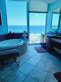 The best of the best. Sleeps 10. - Image 4