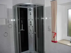 Ferienwohung Hanl - schöne FeWo mit 2 Schlafzimmern mit TV, Garten und großem Badezimmer - Image 4