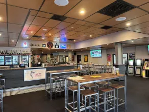 Hervey Bay Hotel & Resort - Image 2