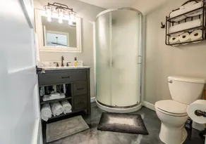 Amazing Lake Wisconsin Views!!! Newly Remodeled Cottage with Modern Amenities! - Image 3