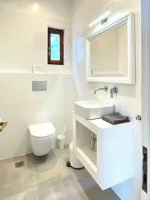 Svolis Beachhouse - Villa Set in a Beautiful Bay - Image 2