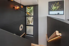 Beyond the Clouds. Designer Penthouse with 360° Views over Cape Town and Beyond. - Image 2