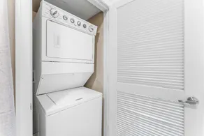 Cute SoCo 1BR King Suite w/ GymPickleballLaundry - Image 2