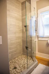 Quaint downtown 1920's bungalow in the Historic Old North End neighborhood - Image 2