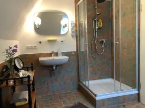 \"Family\" apartment (85 m²) with a balcony and access to the garden - Image 3