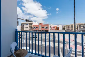 Riva Guest House Los Abrigos - Image 5