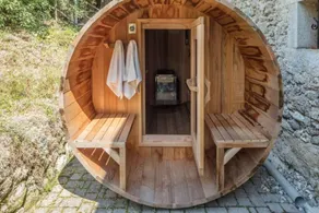 Artist'au Chat\" family gîte with sauna - Image 3
