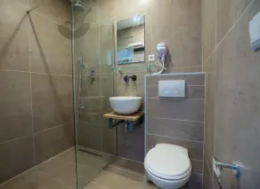 Hotel Cataleya - Image 2
