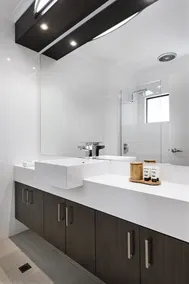 WHAT A VIEW!  One Bedroom Apartment - Image 3