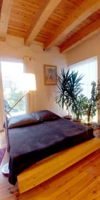 TOP LOCATION directly on the water in New Venice - Image 5