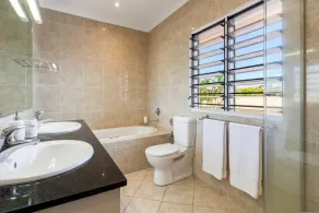 ZenLux Rosewater - Pool - Marina Deck - Bayview Pad - Image 2