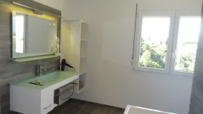 Moderne, propre villa avec vue imprenable sur la mer, piscine privée, WIFI, climatisation - Image 5